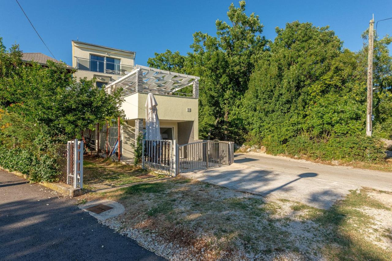 Villa Zora, Starigrad Paklenica, Селине Экстерьер фото