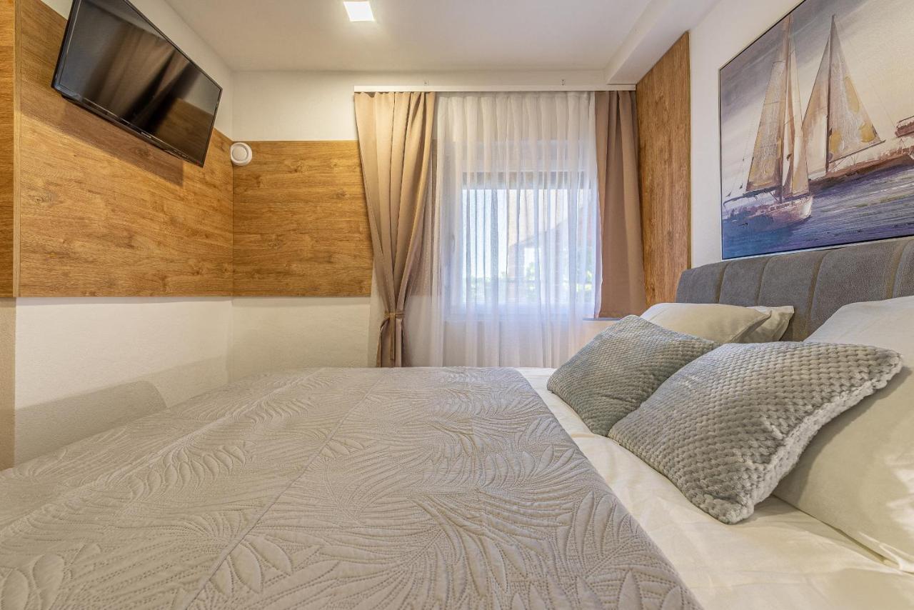 Villa Zora, Starigrad Paklenica, Селине Экстерьер фото